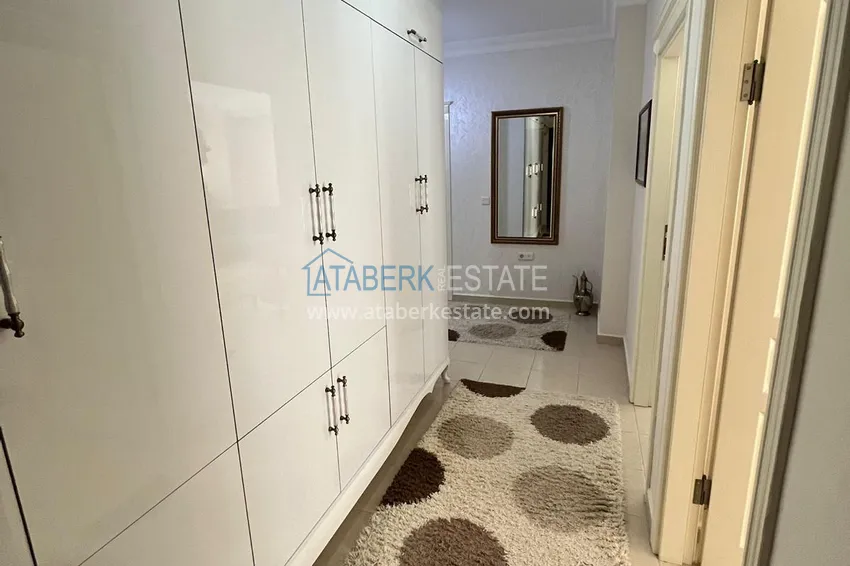 Приобрести Квартира в центре Алании, трехкомнатная с мебелью и отдельной кухней 3 