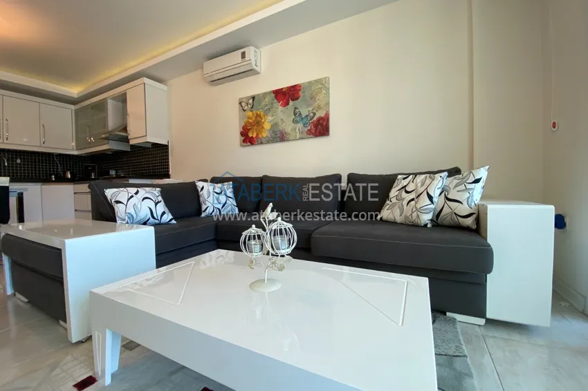 Приобрести Квартира в Оба меблированная с застеклённым балконом 5 