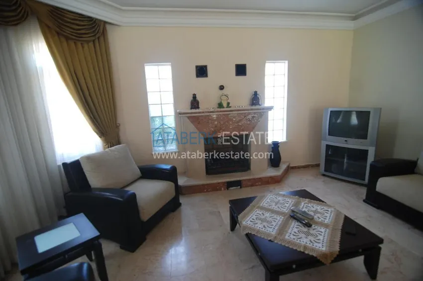 Приобрести Вилла в районе Кестель с мебелью на два хозяина в коттеджном комплексе  4 