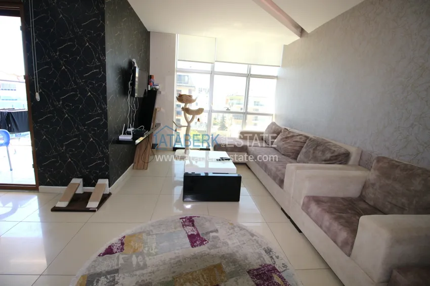 Приобрести Пентхаус-дуплекс в Кестеле с мебелью и видом на море в комплексе с частным пляжем 4 