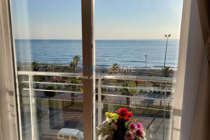 Приобрести Квартира на первой береговой линии в Махмутларе с мебелью 5 