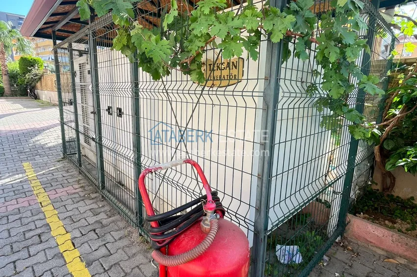 Квартира в центре Алании, трехкомнатная с мебелью и отдельной кухней 5 