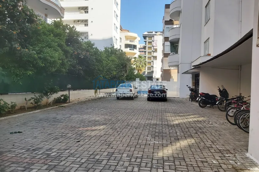 Квартира в Махмутларе с мебелью в жилом комплексе на проспекте Барбаросса 5 