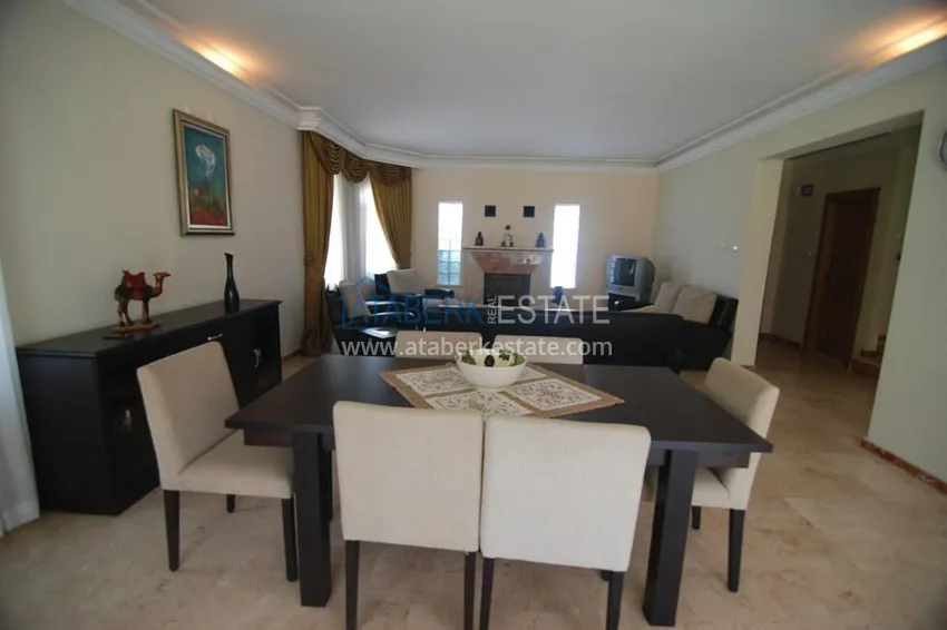 Приобрести Вилла в районе Кестель с мебелью на два хозяина в коттеджном комплексе  5 