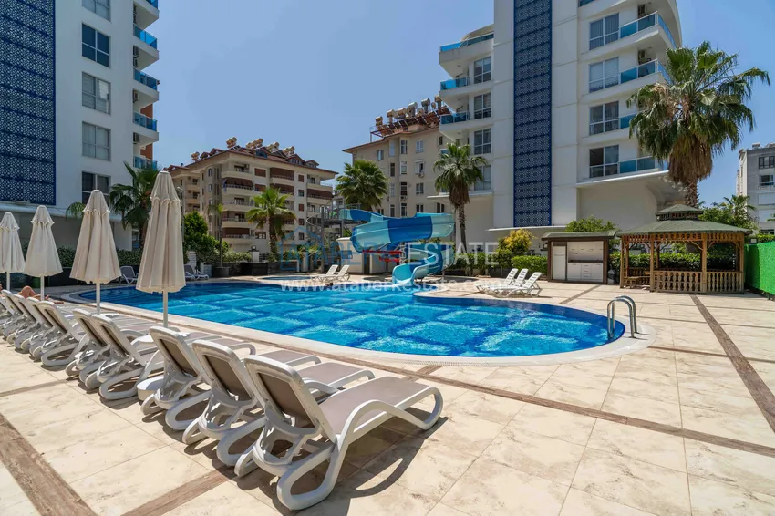 Срочная продажа! Квартира в центре Алании с новой мебелью в престижном комплексе 5 