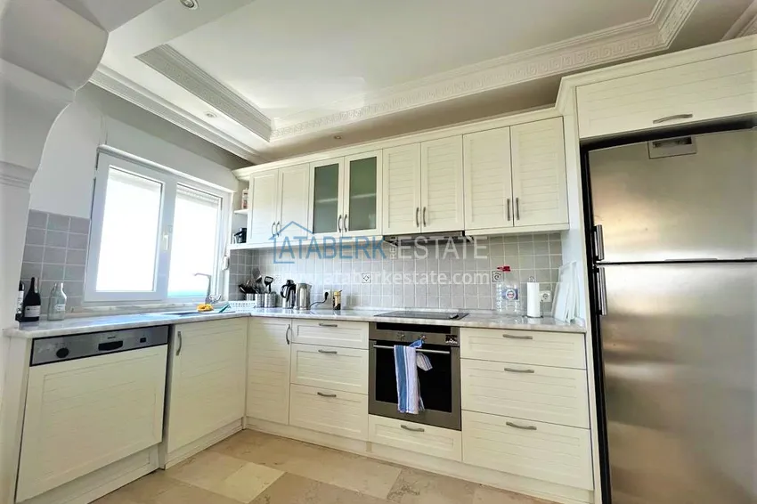 Приобрести Видовой пентхаус в районе Тосмур с мебелью в жилом комплексе 5 