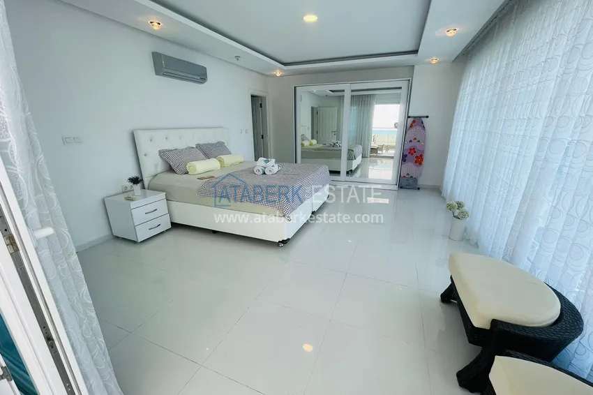 Приобрести Двухуровневый пентхаус в Алании район Кестель с мебелью 8