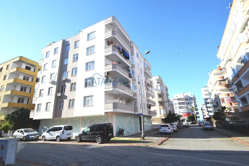 Квартира в Махмутларе меблированная с отдельной кухней, рядом с морем 1 