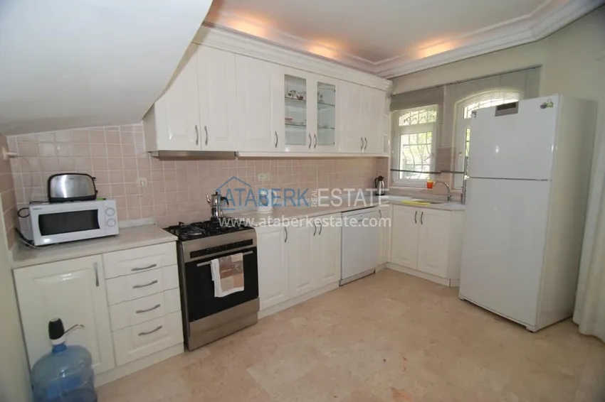 Приобрести Вилла в районе Кестель с мебелью на два хозяина в коттеджном комплексе  7 