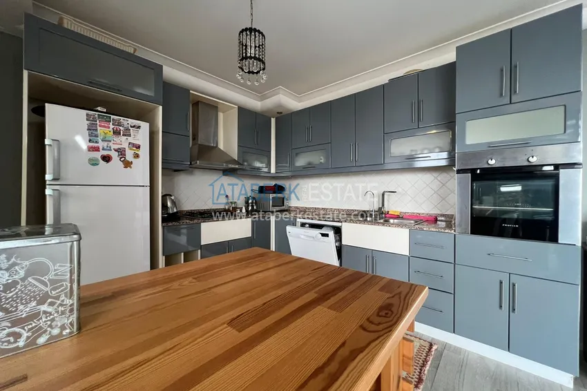 Приобрести Квартира в Махмутларе с мебелью, видом на горы в жилом комплексе 8 