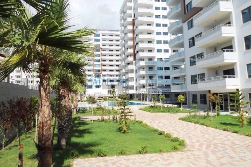 Дуплекс в Махмутларе с видом на море и горы в комплексе на первой береговой 9 