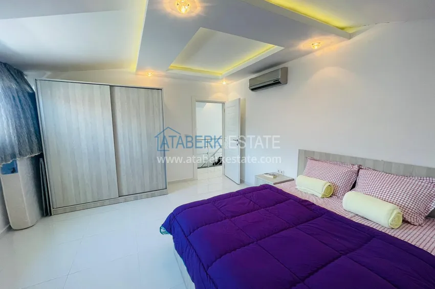 Приобрести Двухуровневый пентхаус в Алании район Кестель с мебелью 11