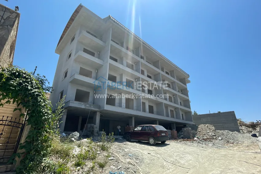 Квартира от инвестора в строящемся жилом комплексе в Махмутларе  8 