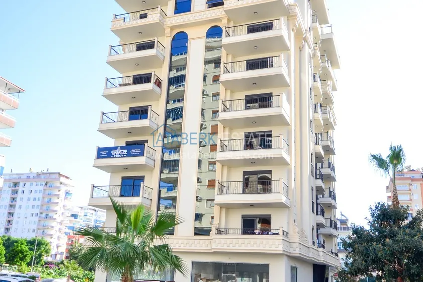 Квартира в Махмутларе с видом на горы в современном жилом комплексе 1 