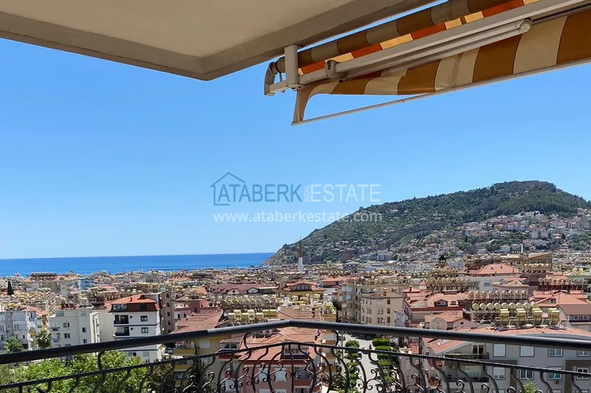 Дуплекс в центре Алании с отдельной кухней, видом на море и историческую крепость 1 