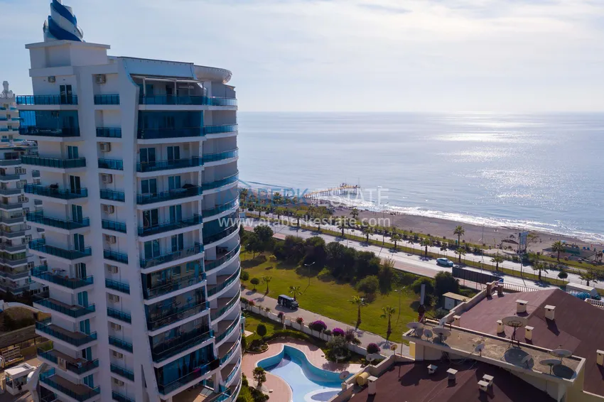 Квартира в Махмутларе с мебелью в комплексе премиум класса, на первой линии 4