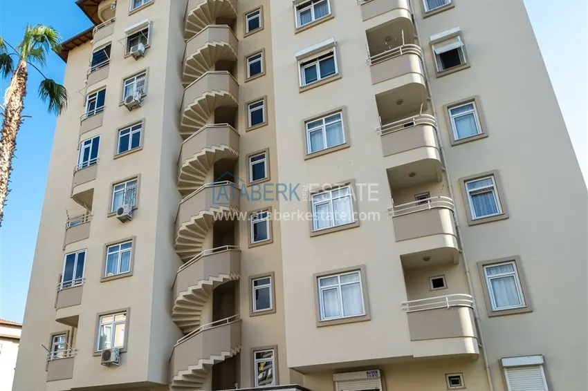 Квартира в центре Алании меблированная с отдельной кухней в современной резиденции 10 