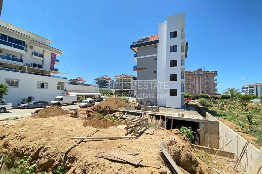 Квартиры и пентхаусы от инвестора в районе Кестель в строящемся бутик-комплексе 10 