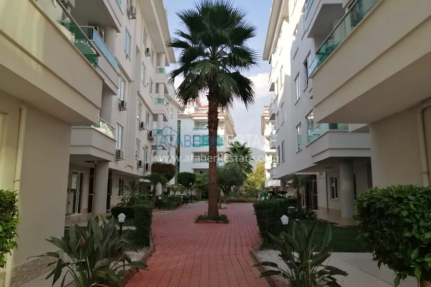 Пентхаус-дуплекс в районе Кестель с мебелью в комплексе на берегу горной реки 10 