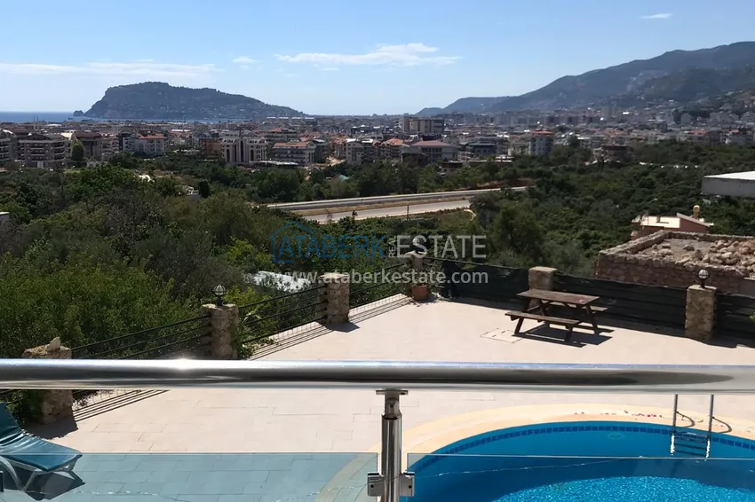 Приобрести Квартира в районе Оба с мебелью и панорамным видом в комфортабельном комплексе 13 