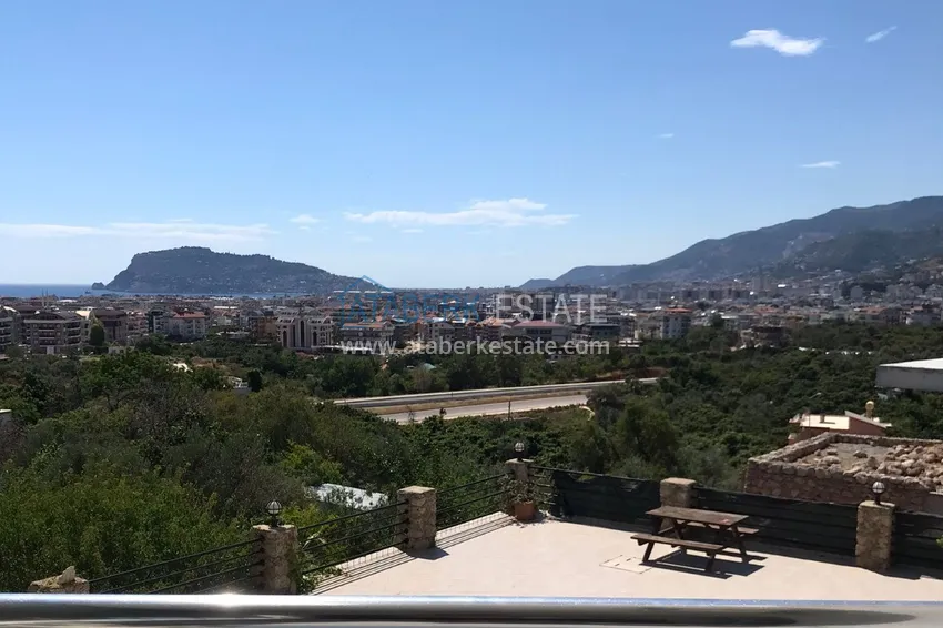 Квартира в районе Оба с мебелью и панорамным видом в комфортабельном комплексе 1 