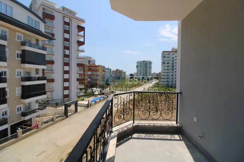 Приобрести Квартира в Махмутларе от инвестора в комплексе на завершающем этапе строительства по привлекательной цене 11 