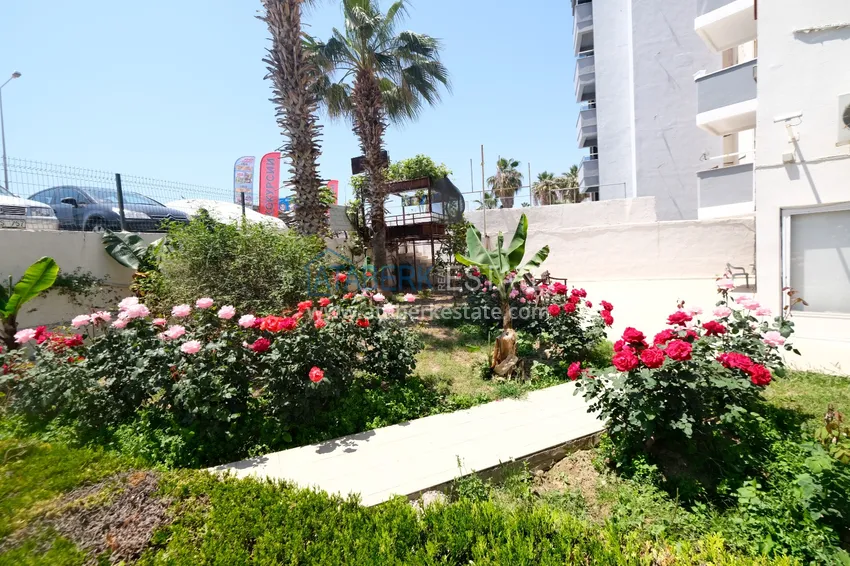 Квартира в Махмутларе трехкомнатная с мебелью на 1 береговой линии 11 