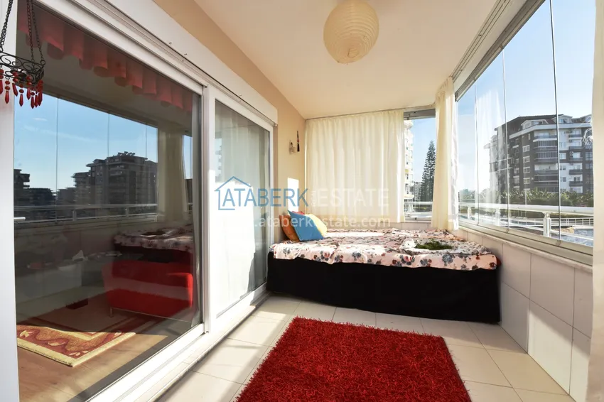 Приобрести Квартира с мебелью и застекленным балконом в Алании, Махмутларе 11 