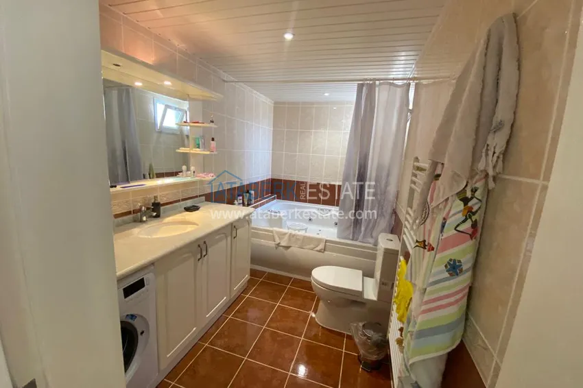 Приобрести Квартира в Махмутларе с мебелью и отдельной кухней в комплексе на первой береговой 12 