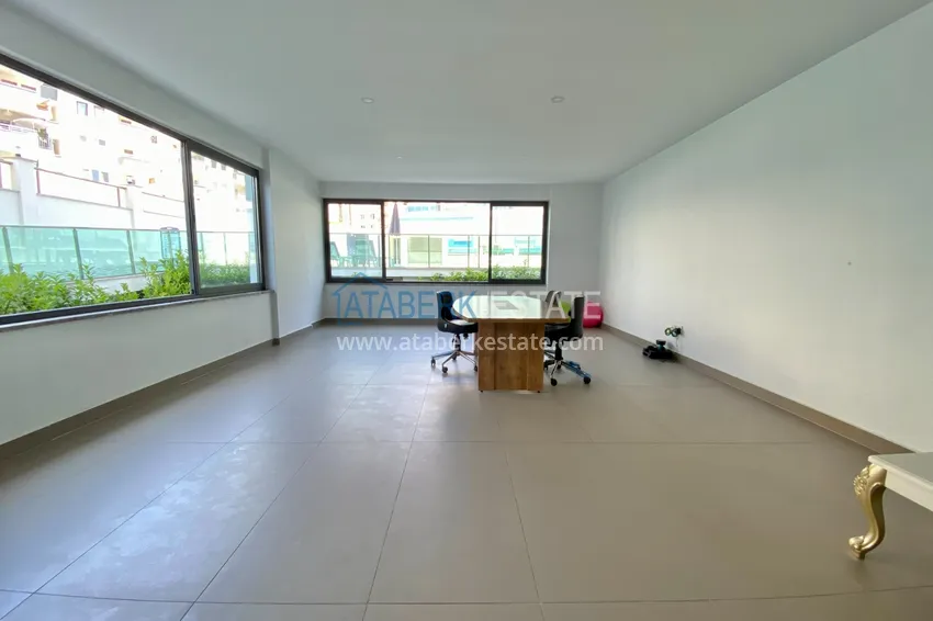 Квартира в Махмутларе с мебелью в комплексе на первой линии от моря 15 