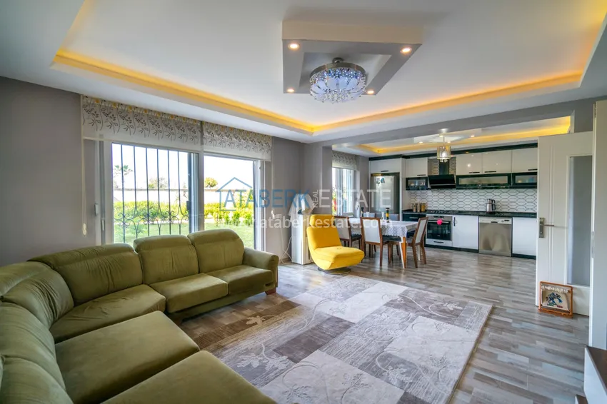 Приобрести Большой дуплекс в Кестеле с мебелью и видом на море на первой береговой   17 