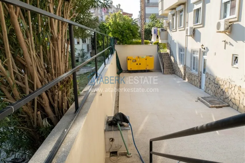 Квартира в центре Алании меблированная с отдельной кухней в современной резиденции 16 