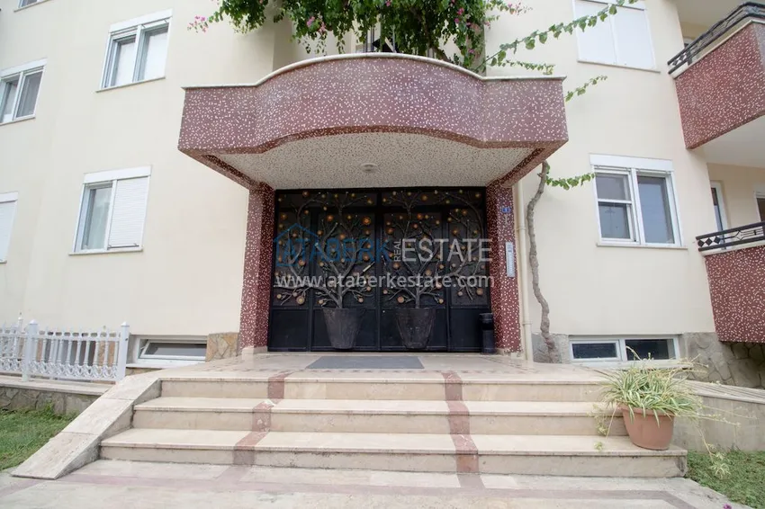 Квартиры в районе Махмутлар в комфортабельном жилом комплексе 17