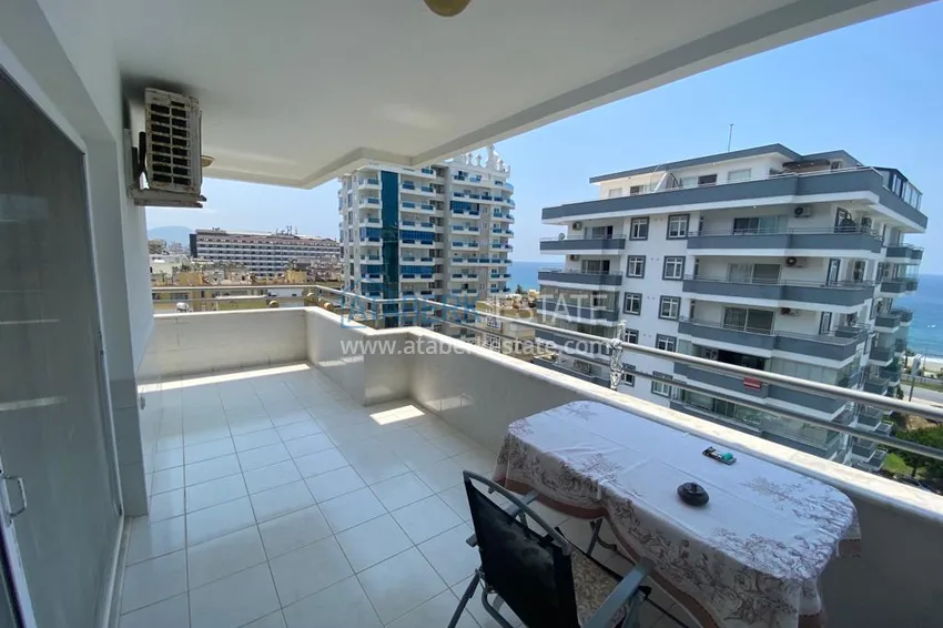 Приобрести Квартира в Махмутларе с мебелью и отдельной кухней в комплексе на первой береговой 16 