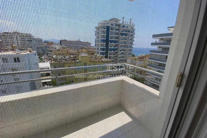 Приобрести Квартира в Махмутларе с мебелью и отдельной кухней в комплексе на первой береговой 18 