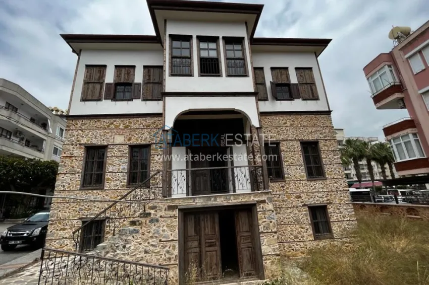 Уникальный исторический особняк в центре Аланьи  1 