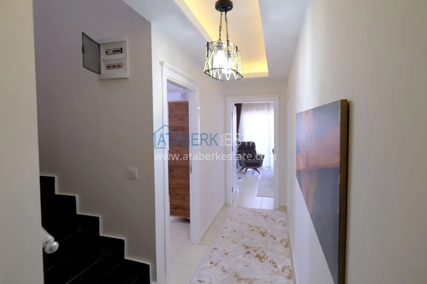 Приобрести Пентхаус-дуплекс в Махмутларе с мебелью и видом на море и горы 1 