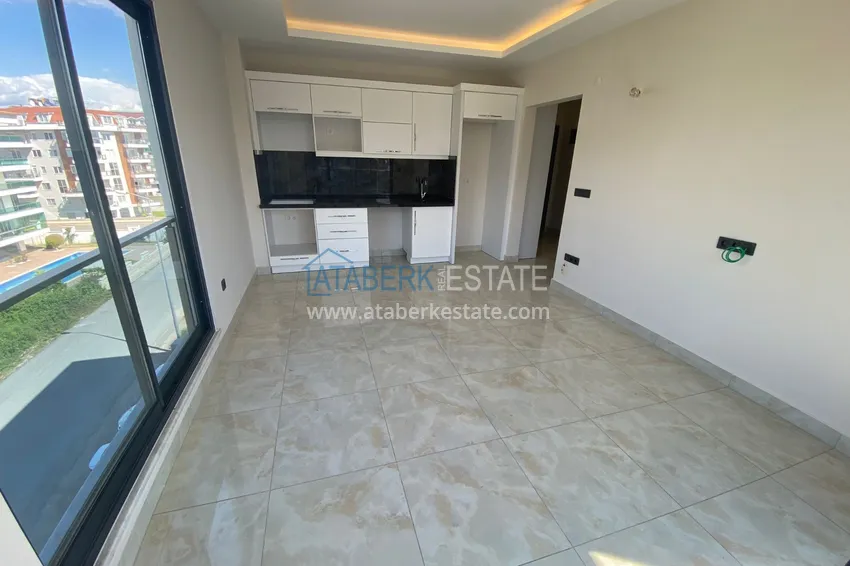 Приобрести Квартира в районе Кестель с чистовой отделкой и видом на море 3 