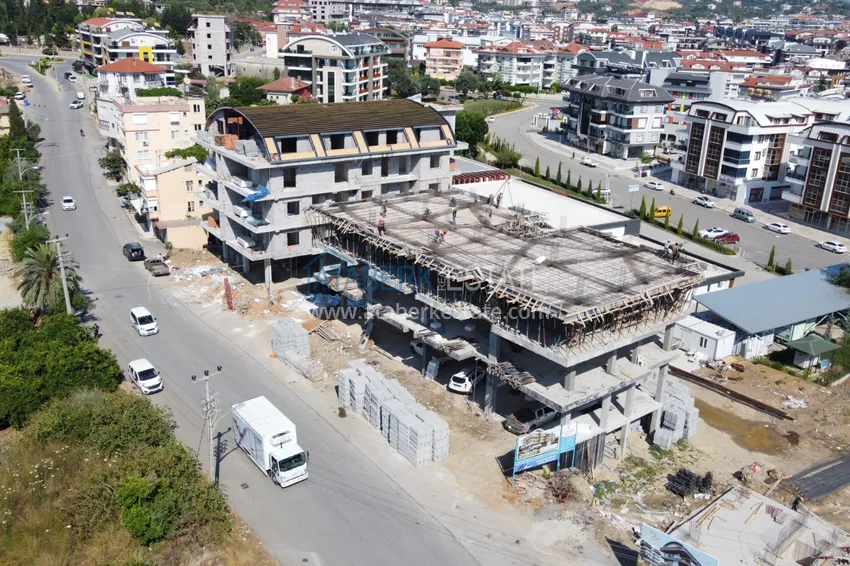 Квартиры и пентхаусы в Алании, район Оба от инвестора с рассрочкой в строящемся комплексе 6 