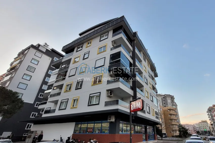 Квартира в центре Махмутлара трехкомнатная с мебелью в бутик-комплексе  1 