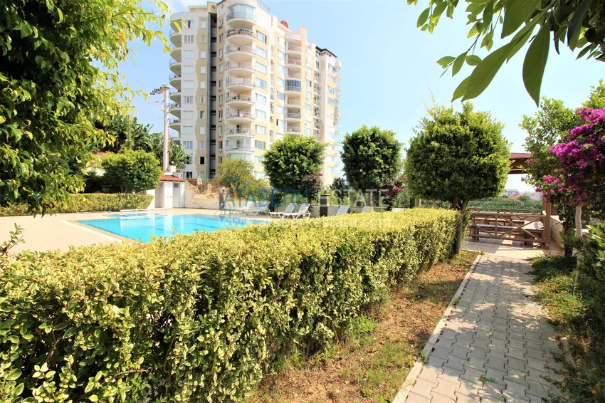 Пентхаус-дуплекс в Махмутларе с мебелью и видом на море и горы 3 