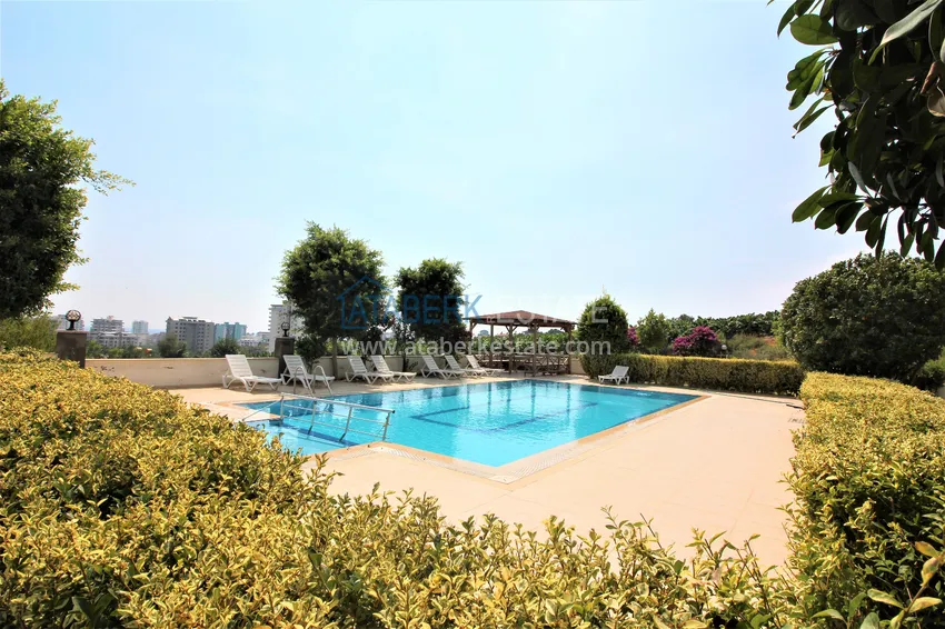 Пентхаус-дуплекс в Махмутларе с мебелью и видом на море и горы 4 