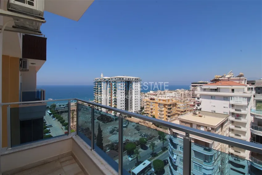 Приобрести Пентхаус в Махмутларе с мебелью, сауной и видом на море и горы 22