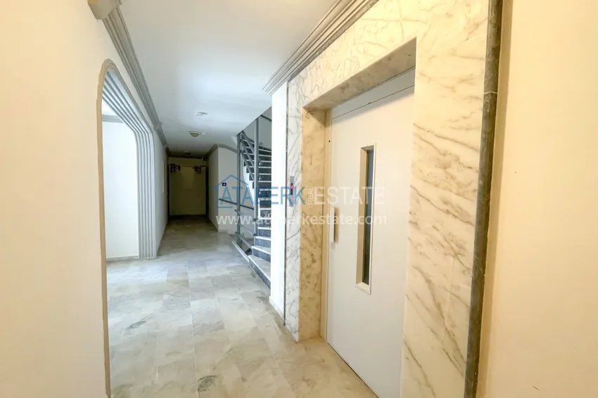 Квартира в Махмутларе с мебелью и отдельной кухней в комплексе на первой береговой 24 