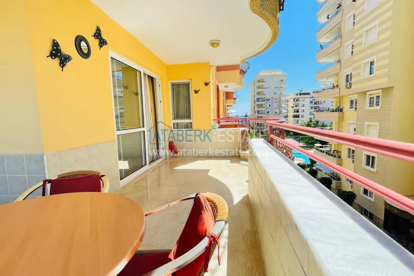 Приобрести Квартира в Махмутларе меблированная с видом на море и горы на первой береговой линии 21 