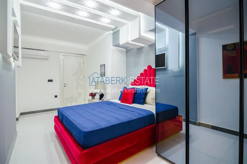 Приобрести Стильная квартира в историческом центре Алании, с дизайнерским интерьером и видом на порт 30 