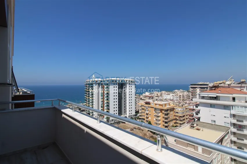 Приобрести Пентхаус в Махмутларе с мебелью, сауной и видом на море и горы 27