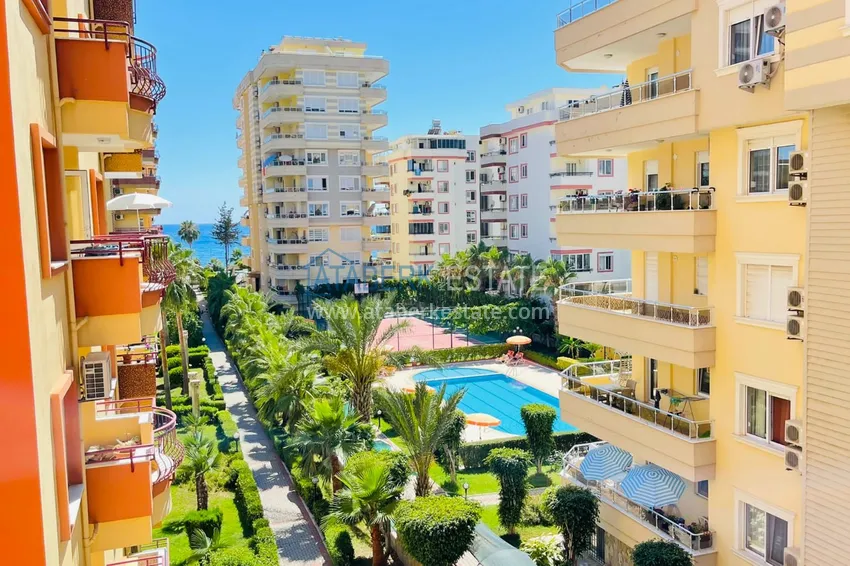 Приобрести Квартира в Махмутларе меблированная с видом на море и горы на первой береговой линии 25 