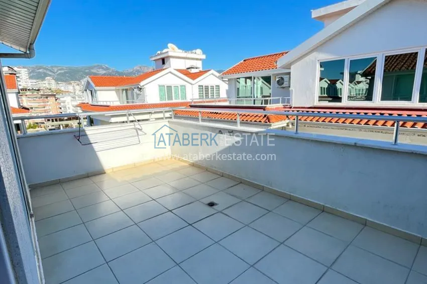 Приобрести Пентхаус-дуплекс в районе Кестель с мебелью в комплексе на берегу горной реки 29 