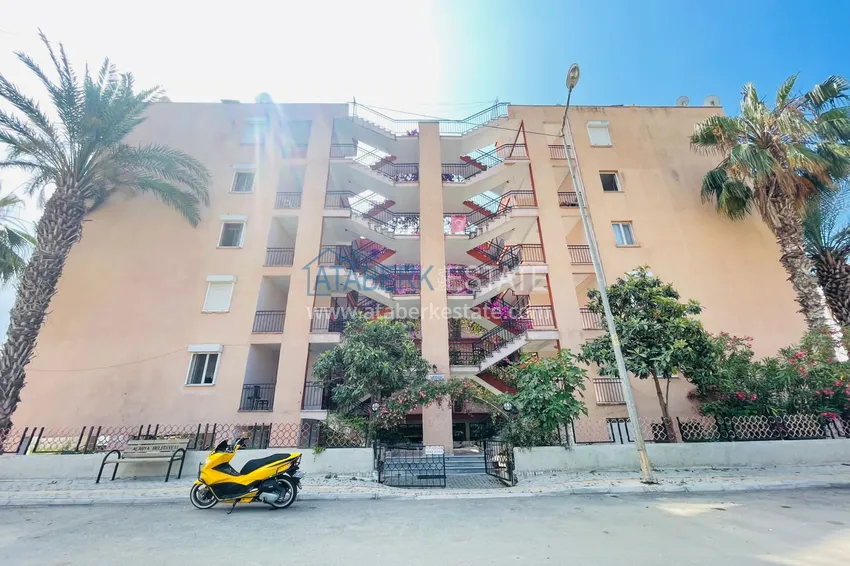 Квартира в Махмутларе, с мебелью и видом на горы в жилом комплексе 4 